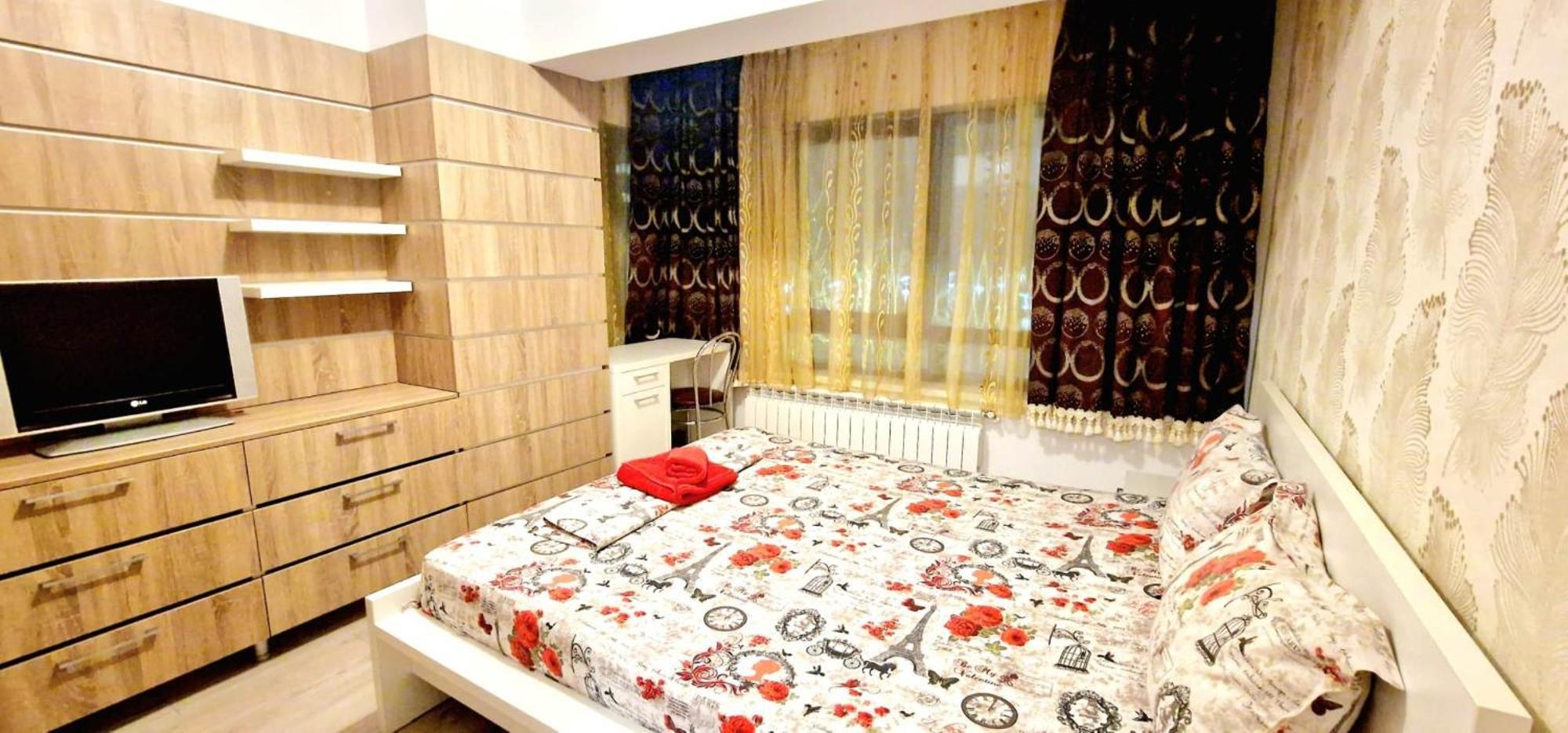 Big & Cosy Apartment With 3 Double Beds & 2 Bathrooms ยาช ภายนอก รูปภาพ